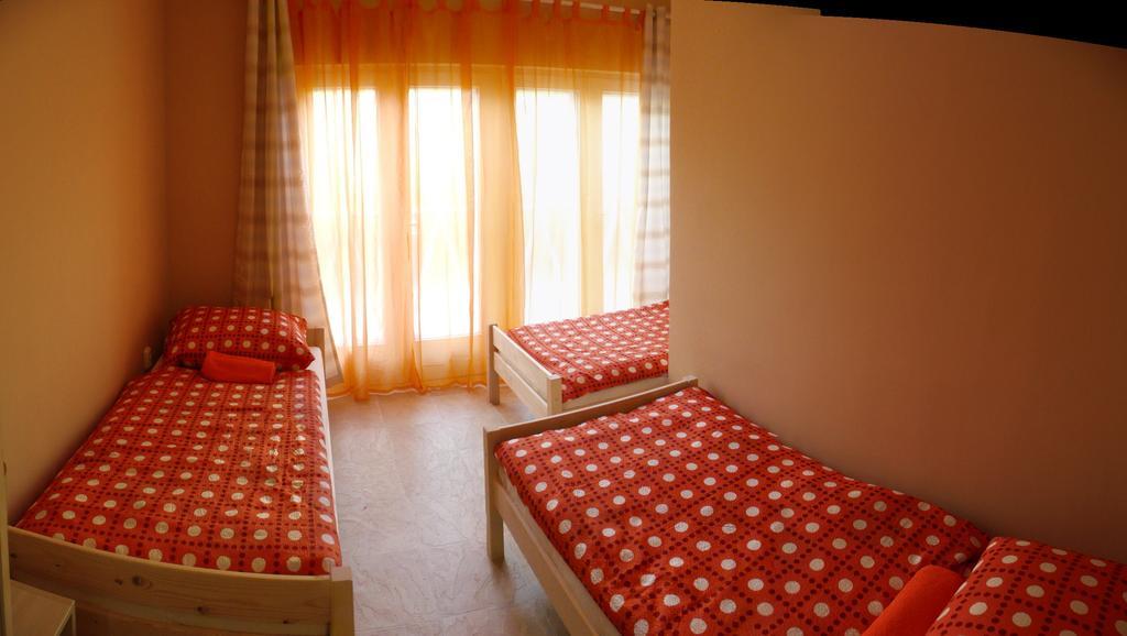 Orchidea Apartman タタ 部屋 写真
