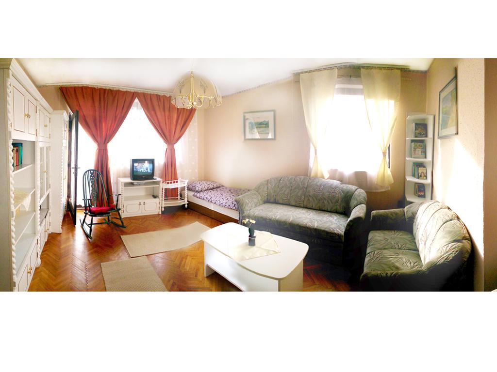 Orchidea Apartman タタ 部屋 写真